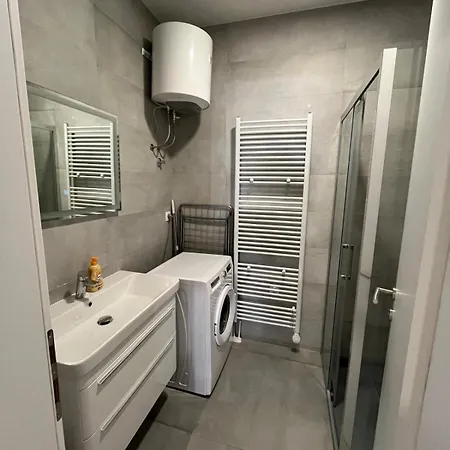 Home Siroki Brijeg